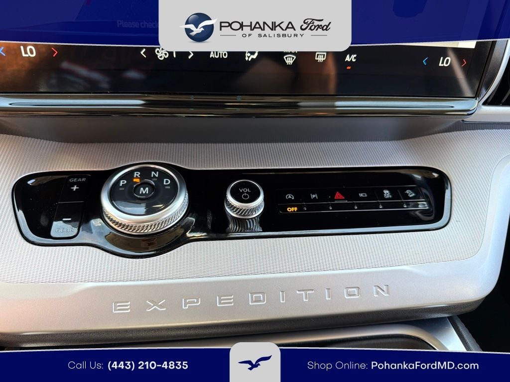 2025 Ford Expedition Active