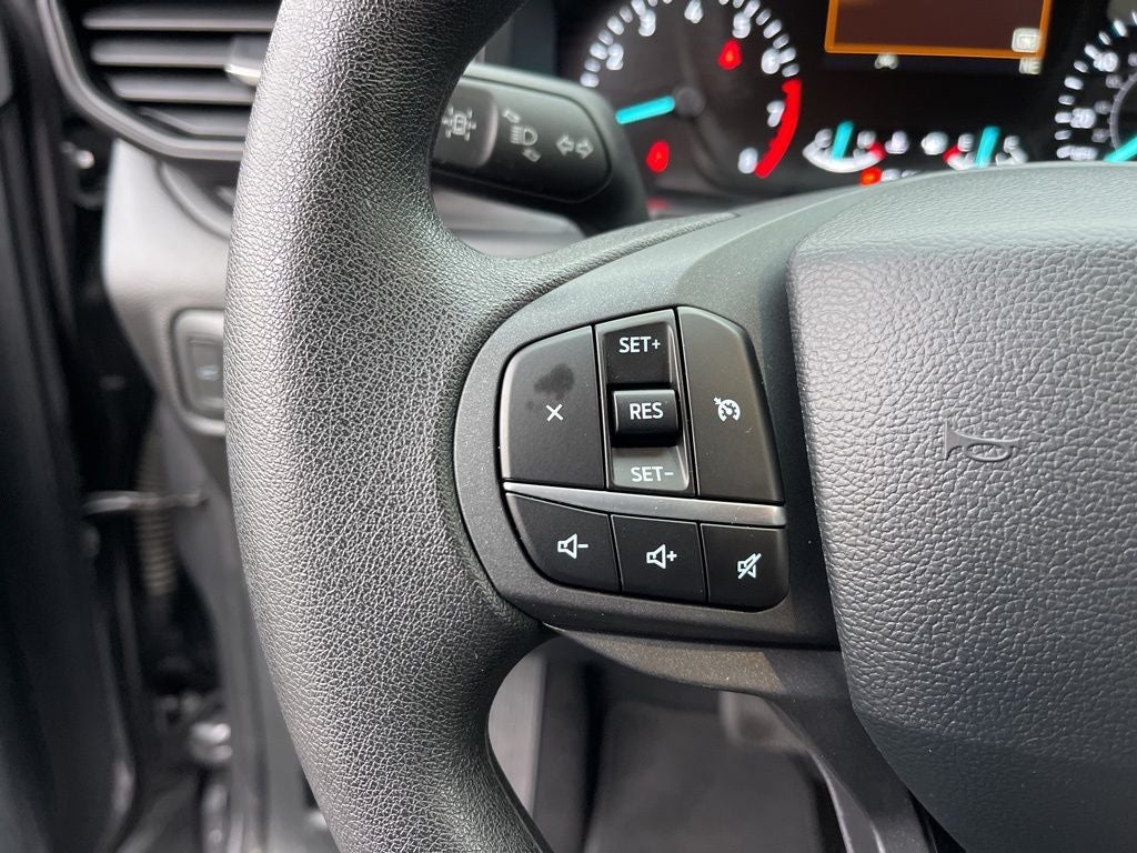 2022 Ford Explorer Base