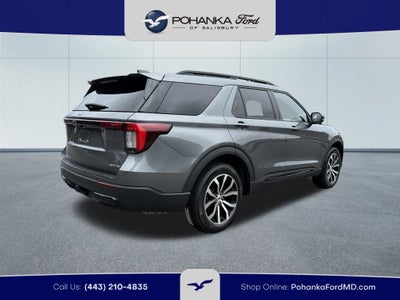 2025 Ford Explorer ST-Line