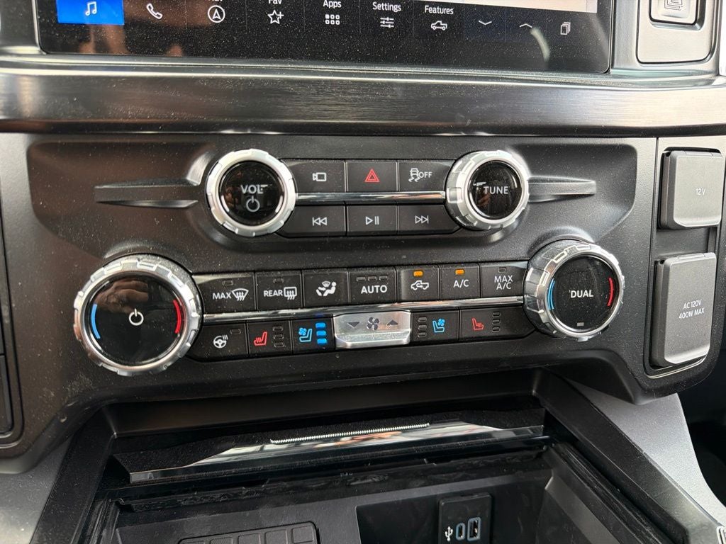 2026 Ford F-250SD Lariat Black Widow