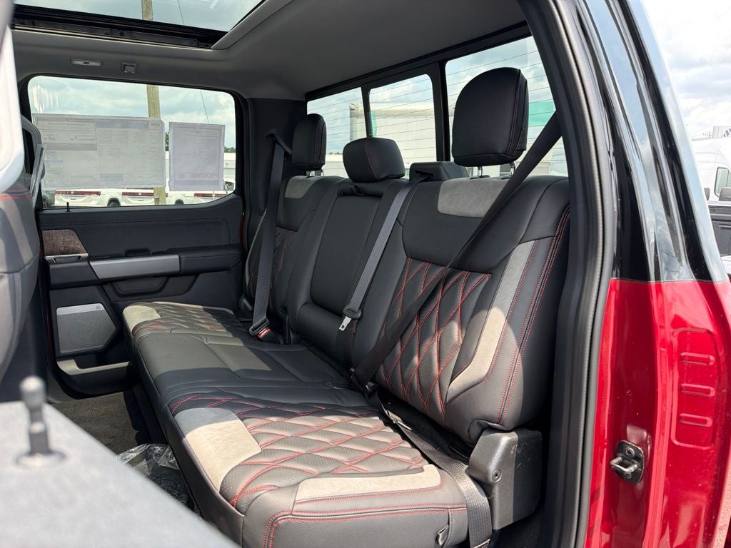 2026 Ford F-250SD Lariat Black Widow