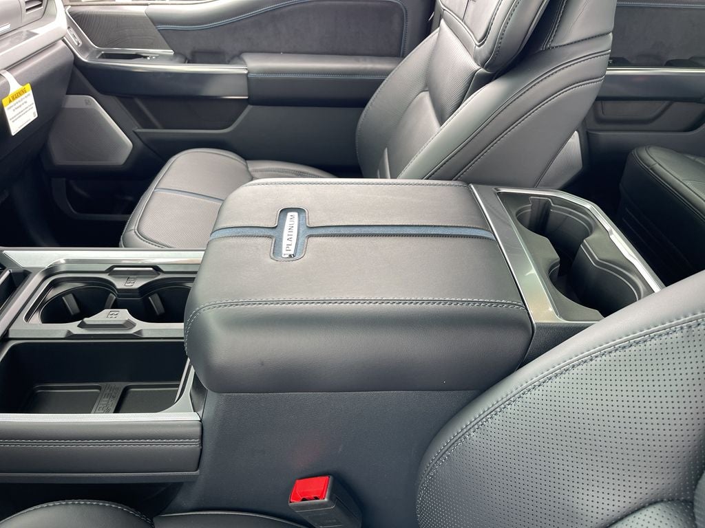 2025 Ford F-350SD Platinum