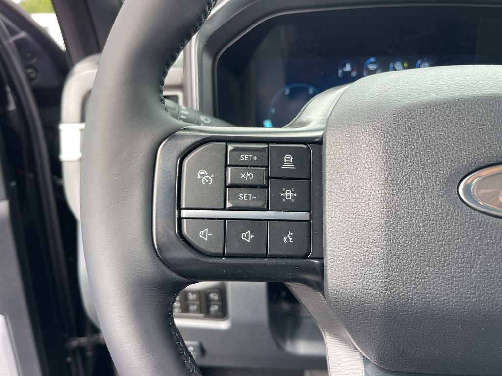 2025 Ford F-350SD Platinum