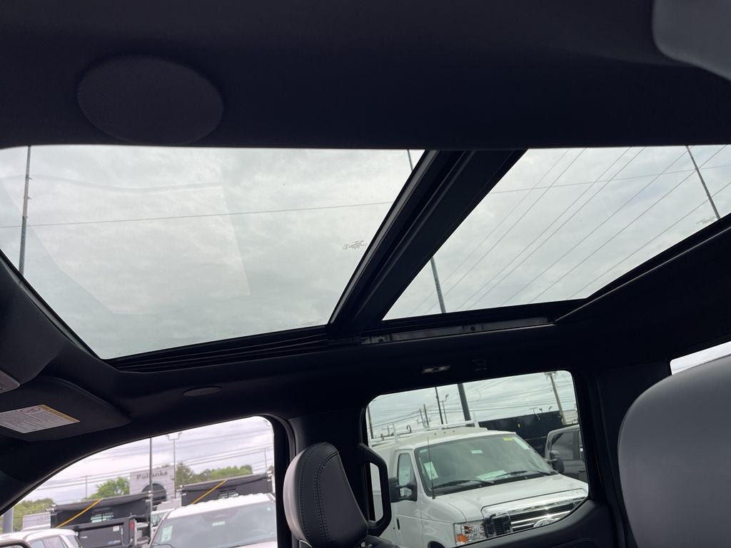 2025 Ford F-350SD Platinum