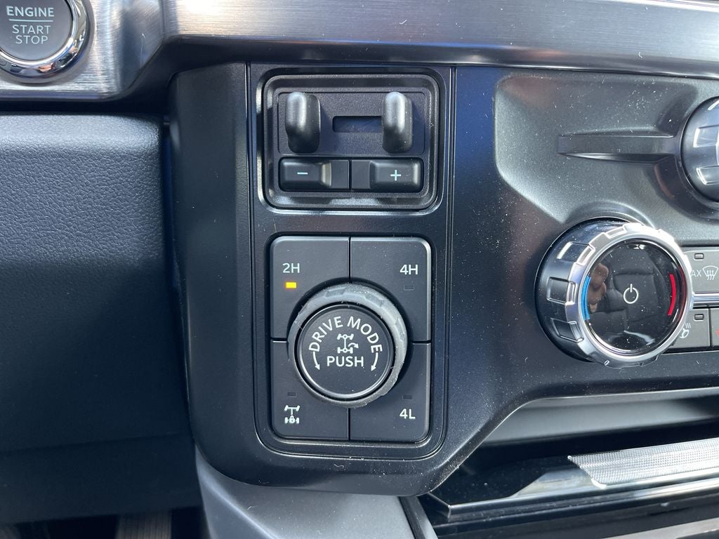 2025 Ford F-350SD Lariat