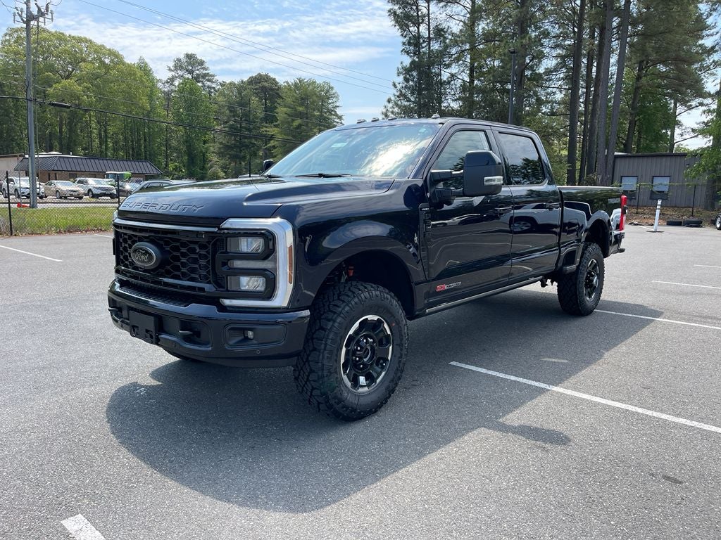 2025 Ford F-350SD Lariat