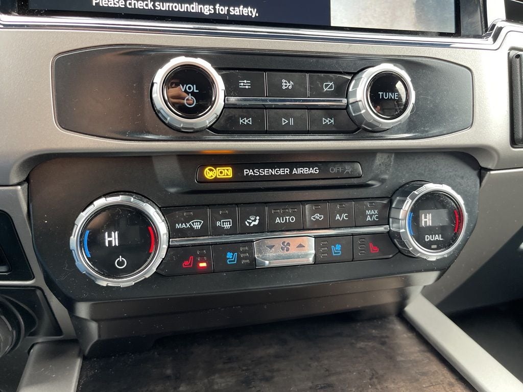 2022 Ford F-350SD Lariat