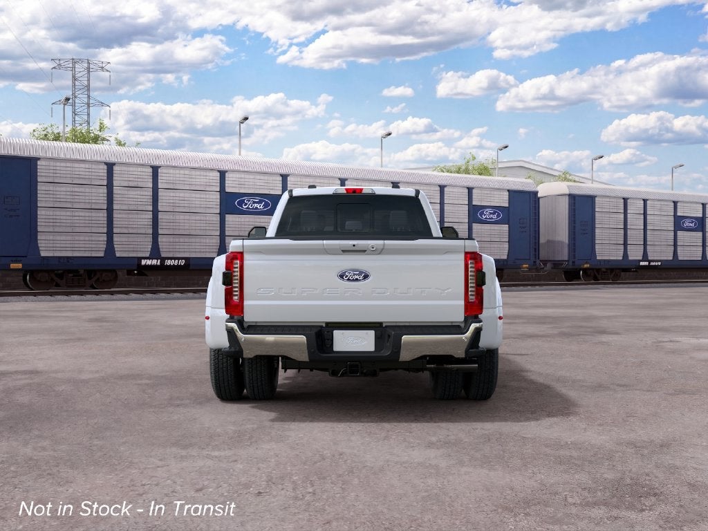 2027 Ford F-350SD Lariat DRW