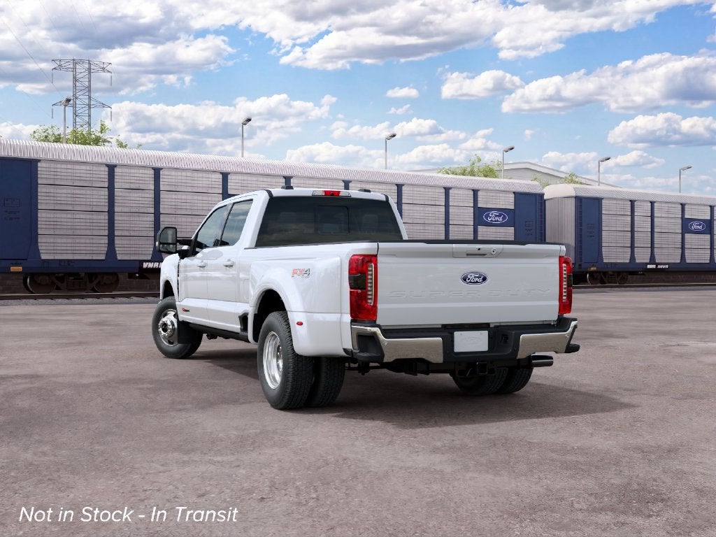 2027 Ford F-350SD Lariat DRW