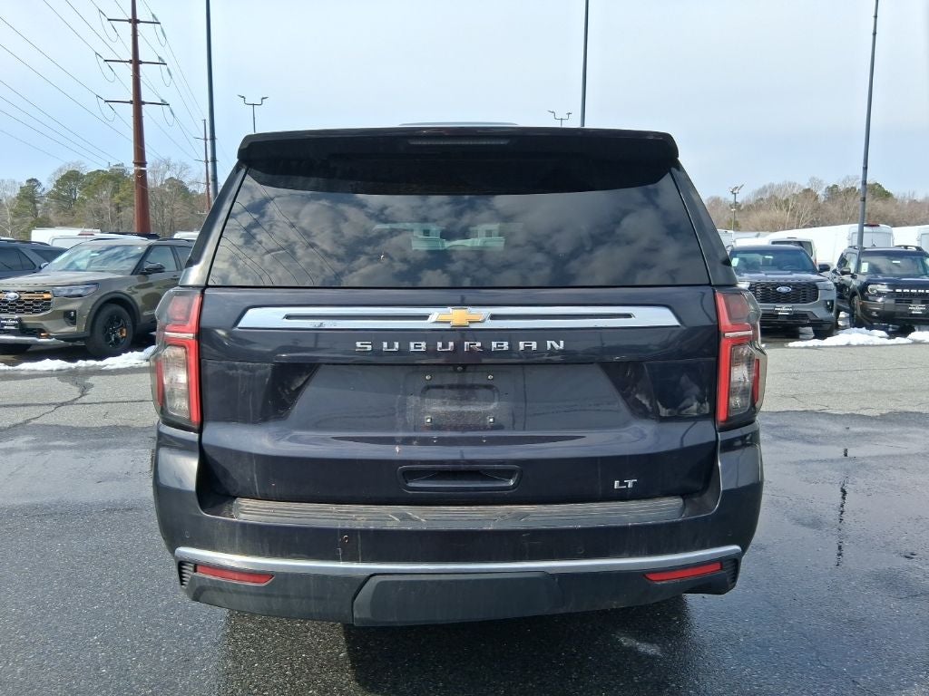 2024 Chevrolet Suburban LT