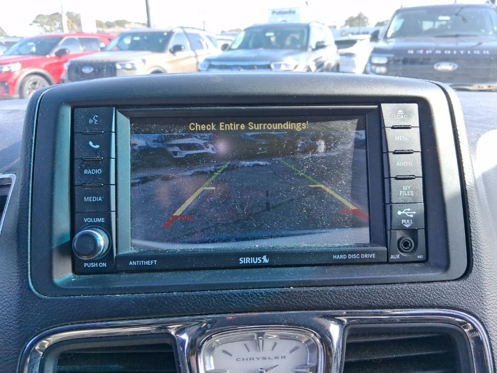 2016 Chrysler Town & Country Touring