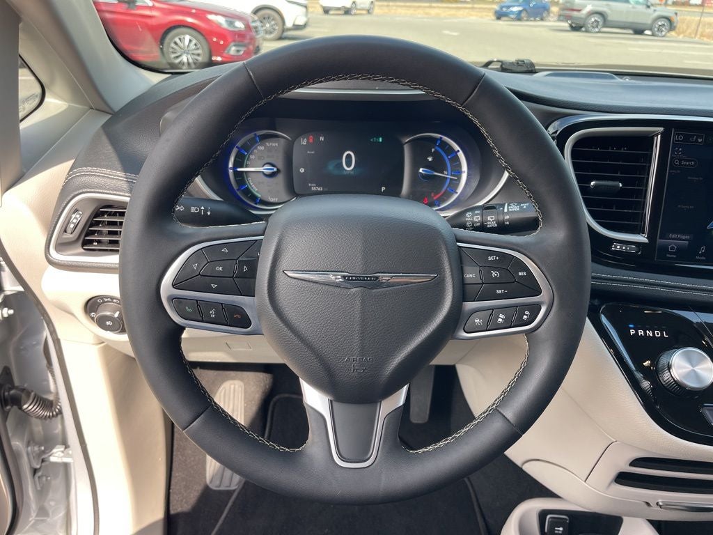 2024 Chrysler Pacifica Hybrid Select