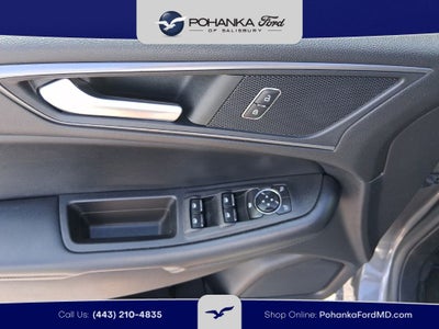 2022 Ford Edge SE