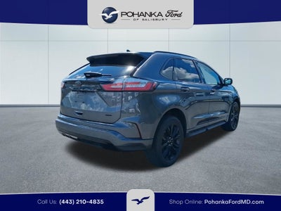 2022 Ford Edge SE
