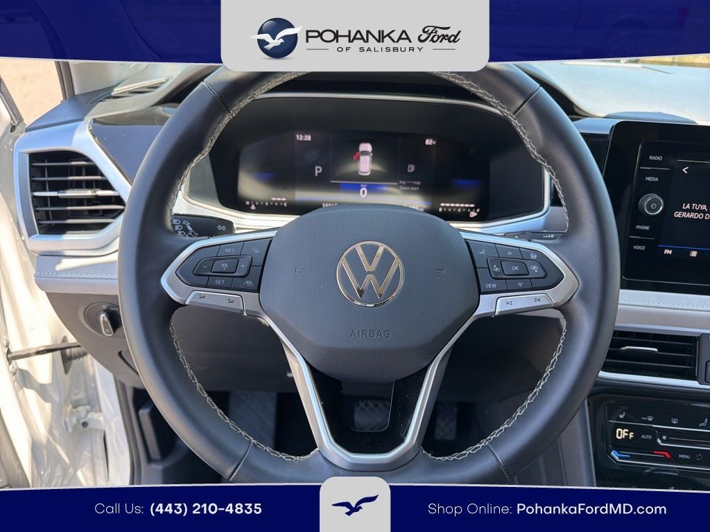 2025 Volkswagen Taos 1.5T SE