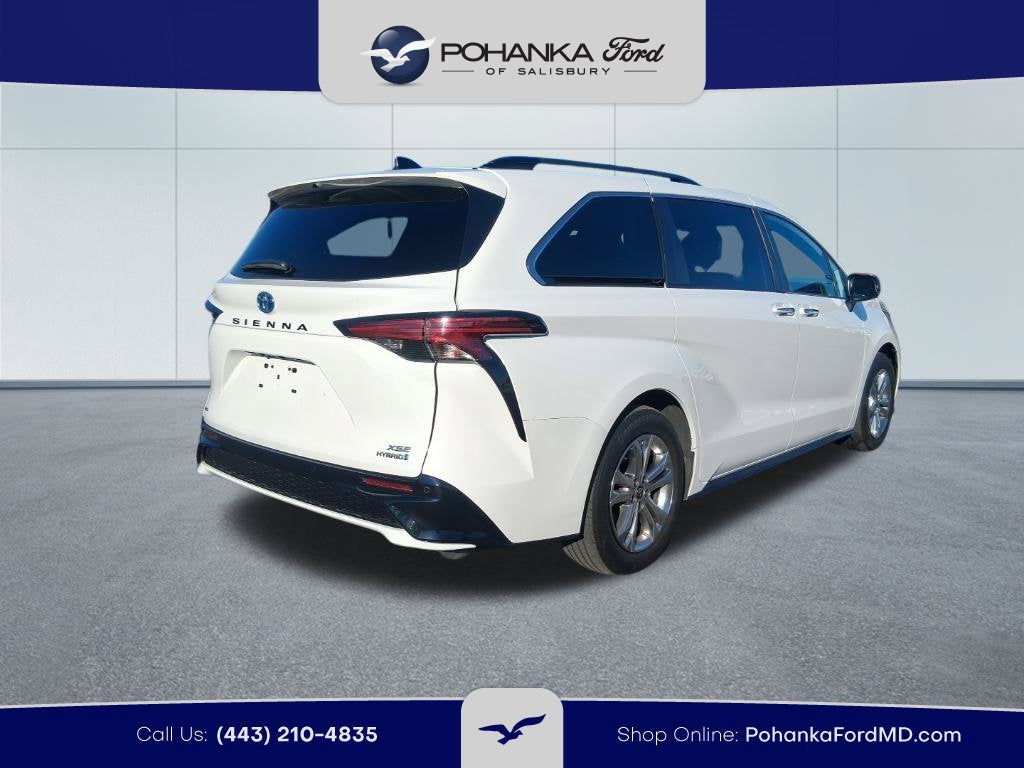 2023 Toyota Sienna XSE 7 Passenger