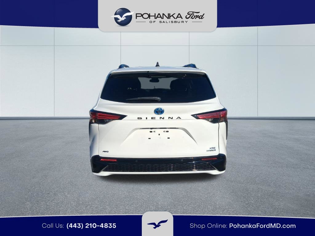 2023 Toyota Sienna XSE 7 Passenger