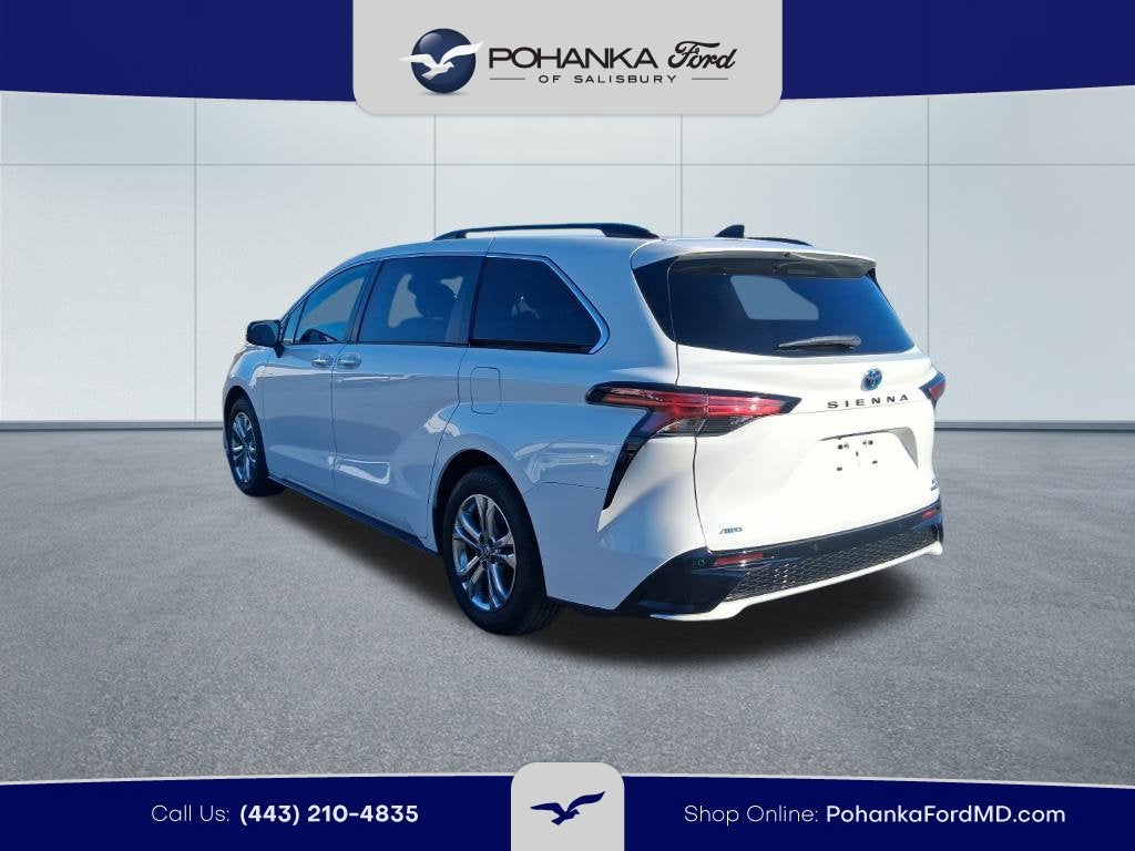 2023 Toyota Sienna XSE 7 Passenger