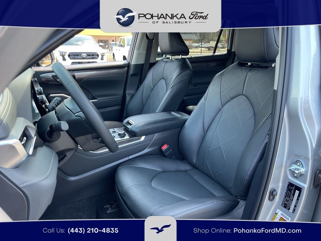 2025 Toyota Highlander Platinum