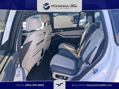 2023 BMW X7 M60i