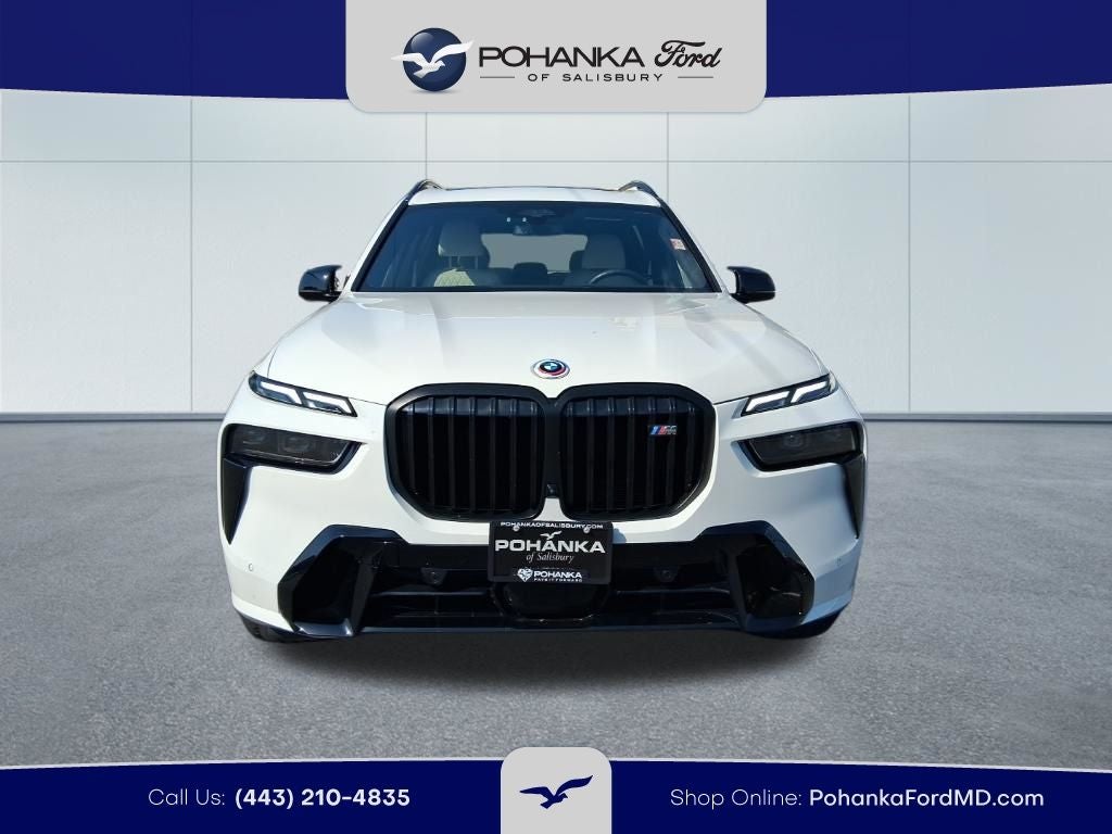 2023 BMW X7 M60i