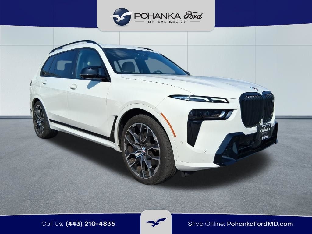 2023 BMW X7 M60i