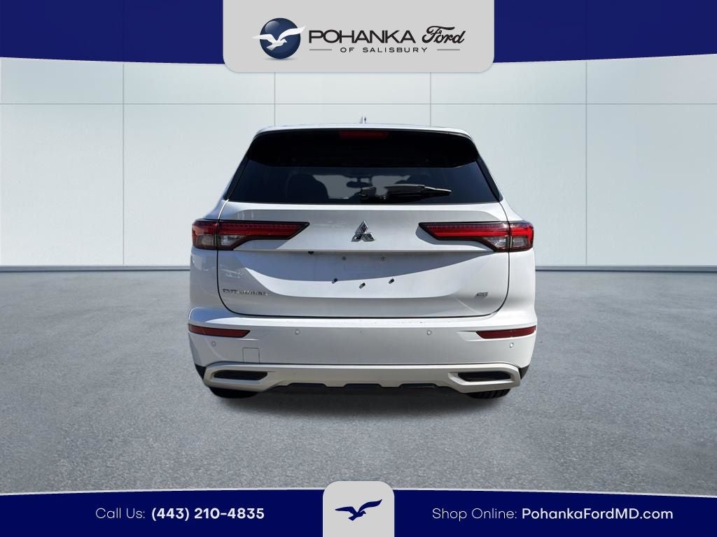 2024 Mitsubishi Outlander SE