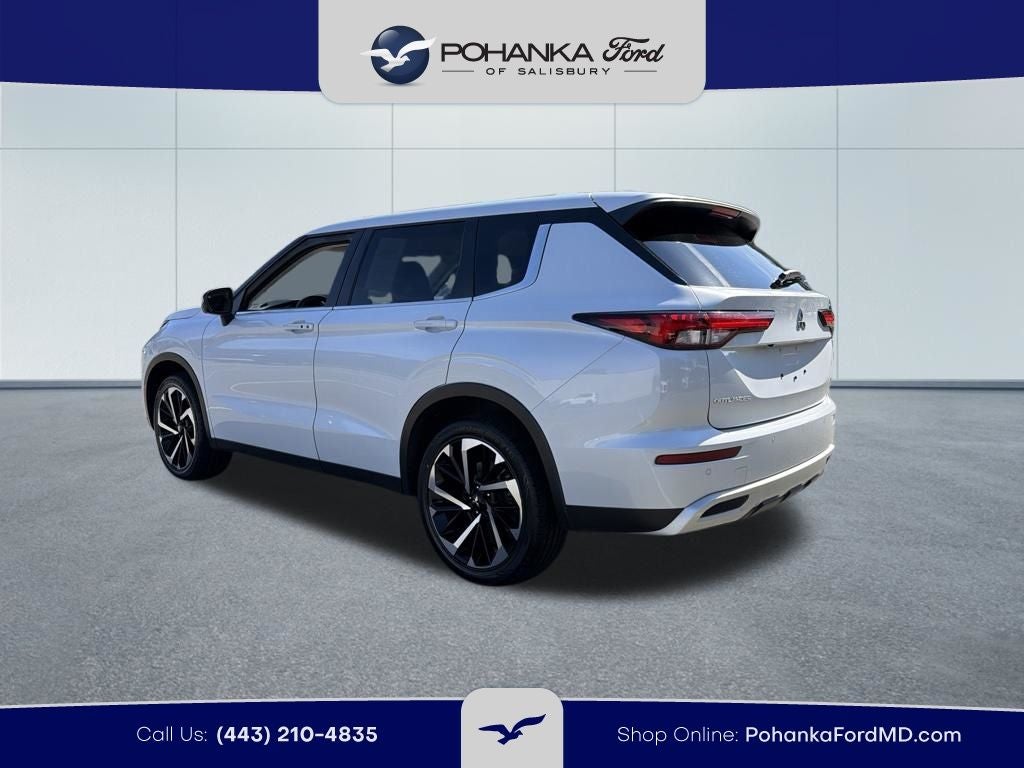 2024 Mitsubishi Outlander SE