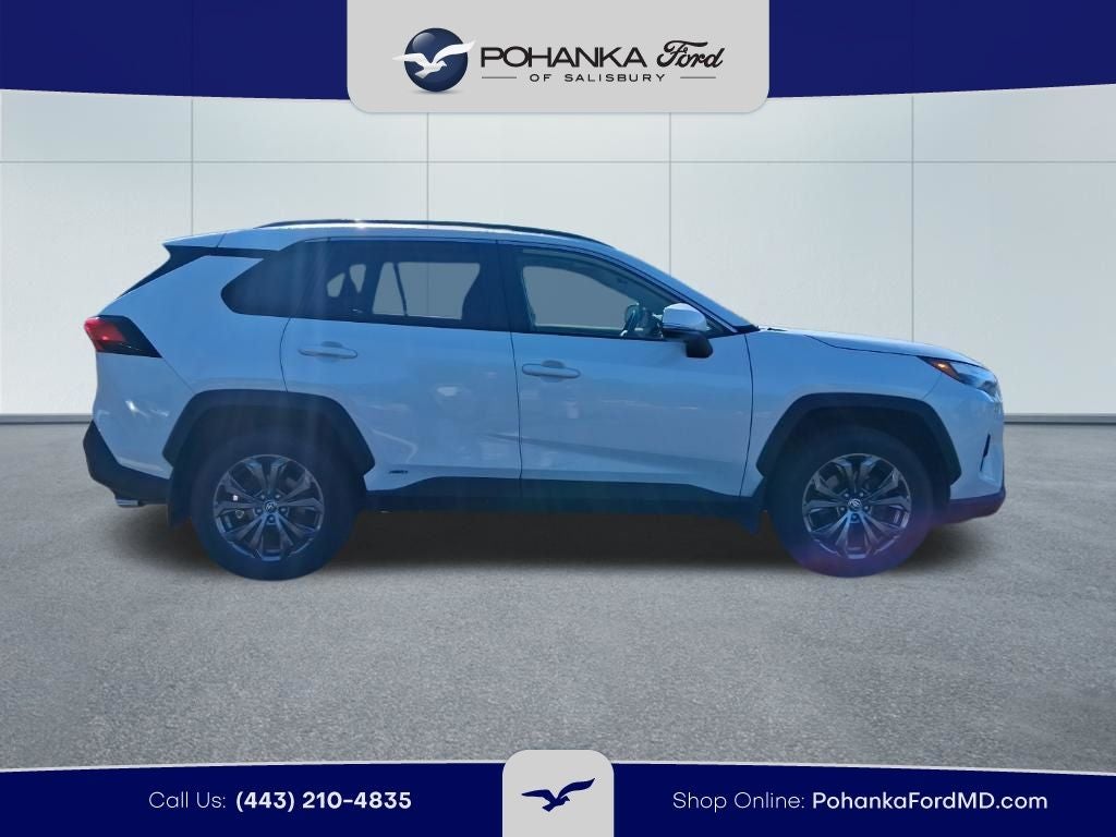 2022 Toyota RAV4 Hybrid XLE