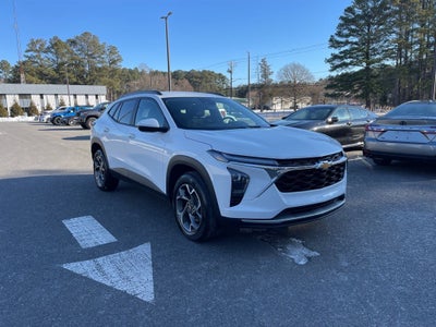 2025 Chevrolet Trax LT