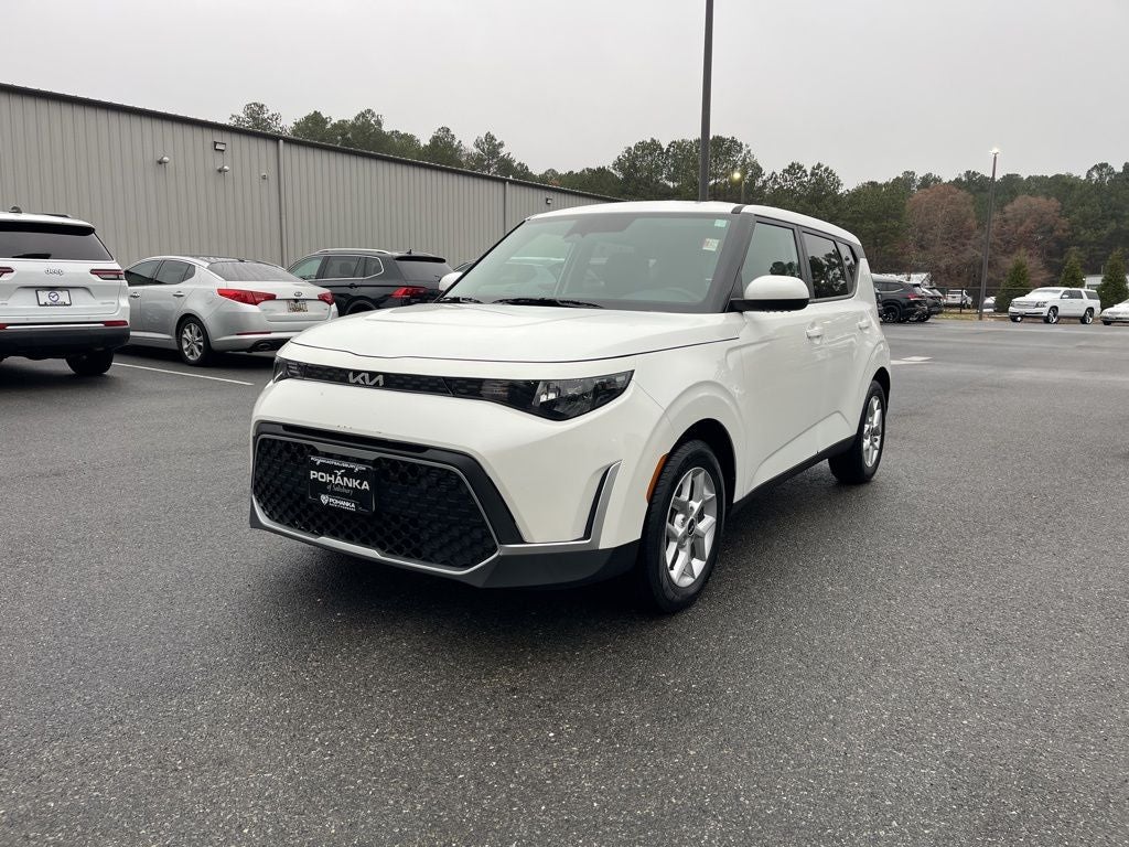 2024 Kia Soul LX
