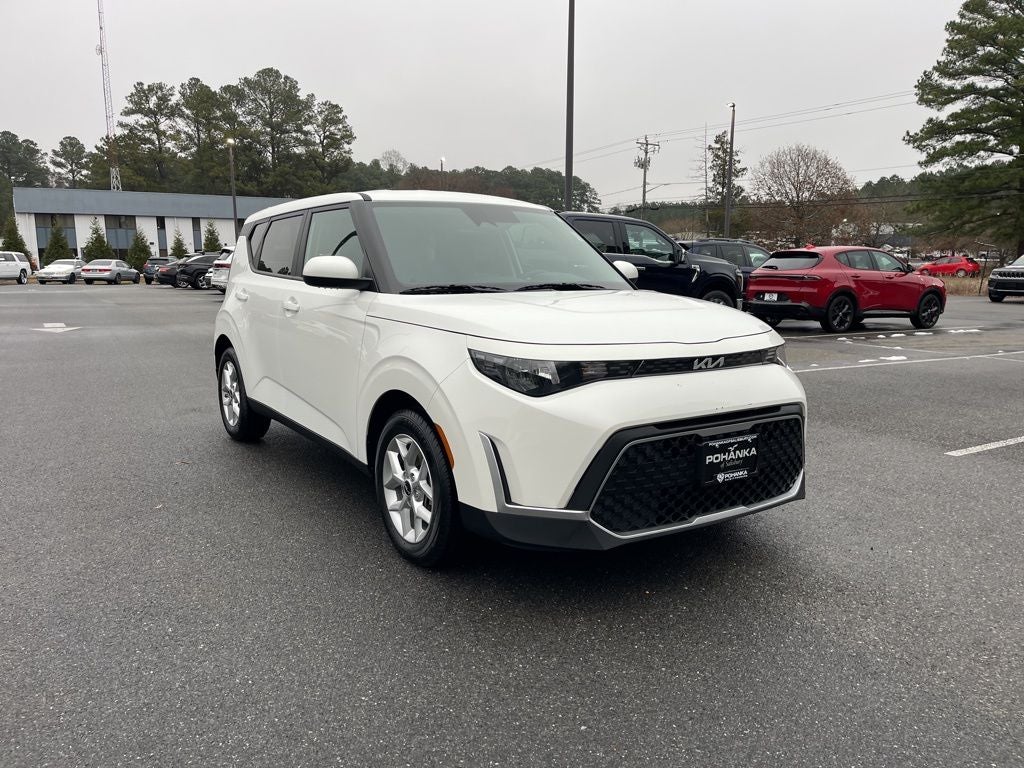 2024 Kia Soul LX