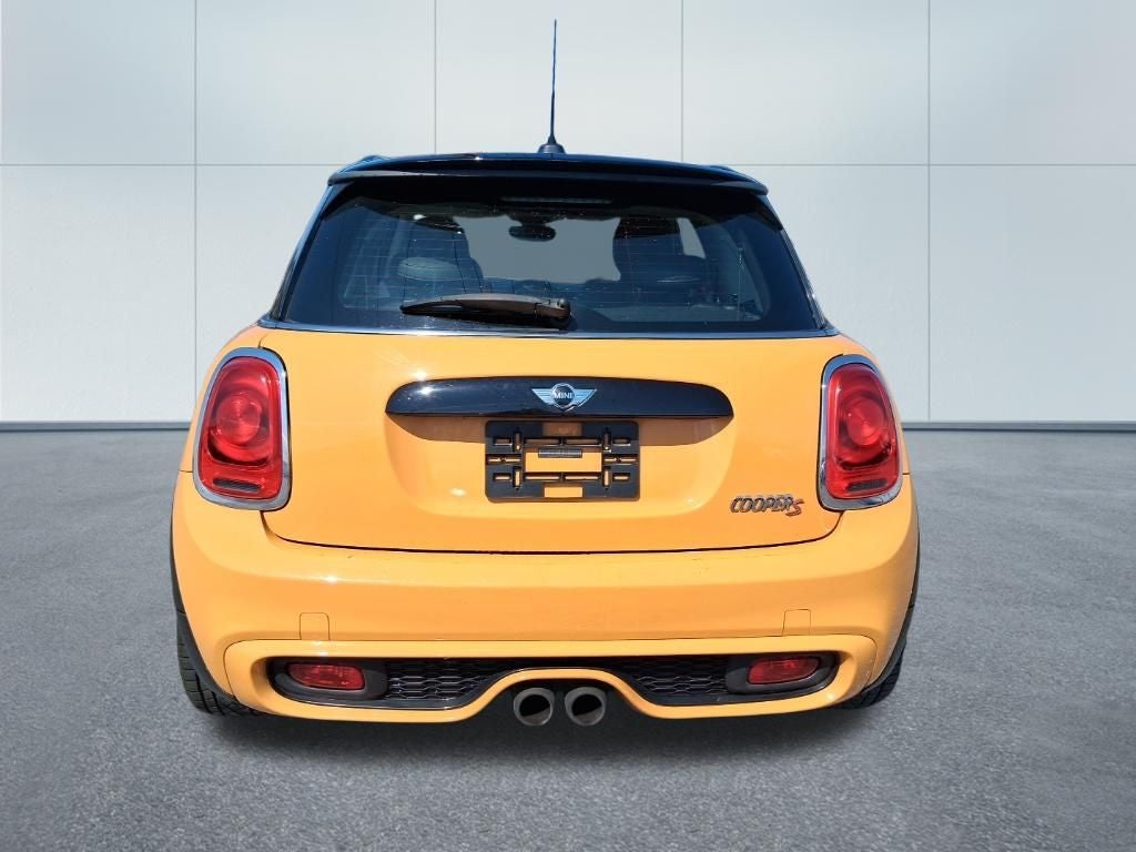 2015 MINI Cooper S Base