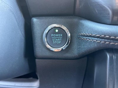 2025 Ford F-150 Lightning Lariat®