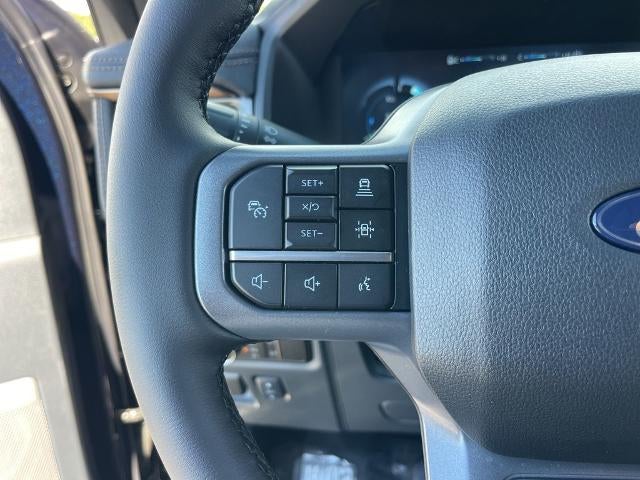 2025 Ford F-150 Lightning Lariat®