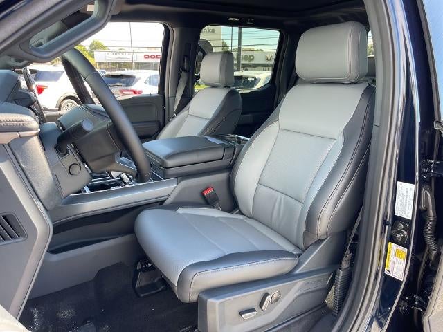 2025 Ford F-150 Lightning Lariat®