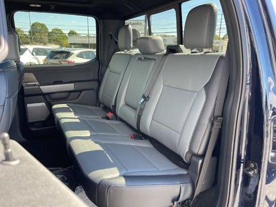 2025 Ford F-150 Lightning Lariat®