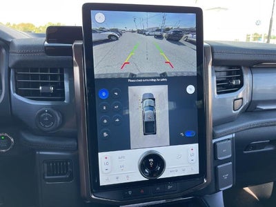 2025 Ford F-150 Lightning Lariat®